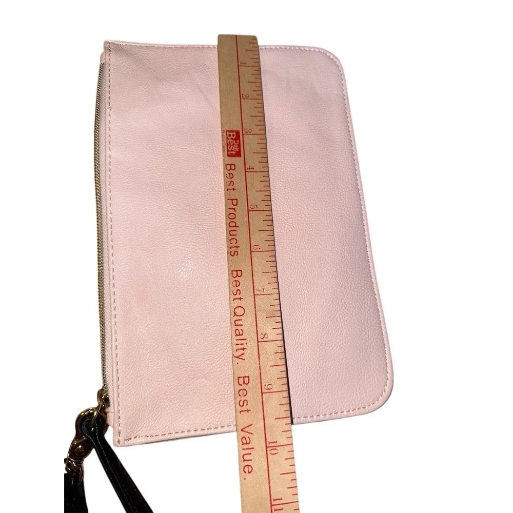Betsey Johnson Wristlet Clutch Womens Small Blush‎ Pink Zip Floral Lined